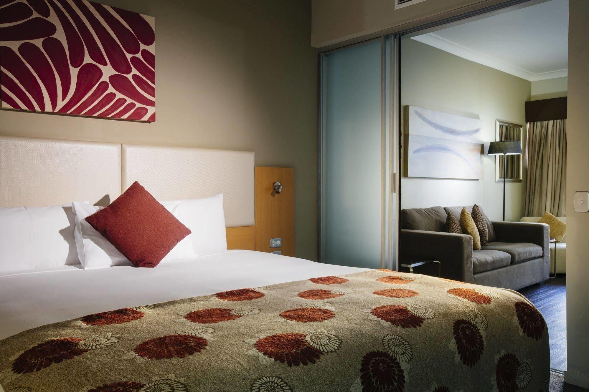 Grand Hotel And Apartments Townsville Eksteriør bilde